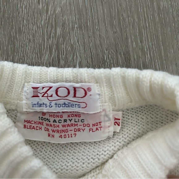 Vintage Izod White Crew Neck Sweater With Hearts Size 2T - Picture 3 of 3